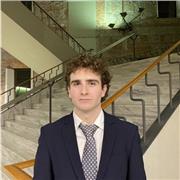 Profesor dirigido al refuerzo de ESO y bachillerato de ciencias sociales. Graduado con una media de 9'84/10.